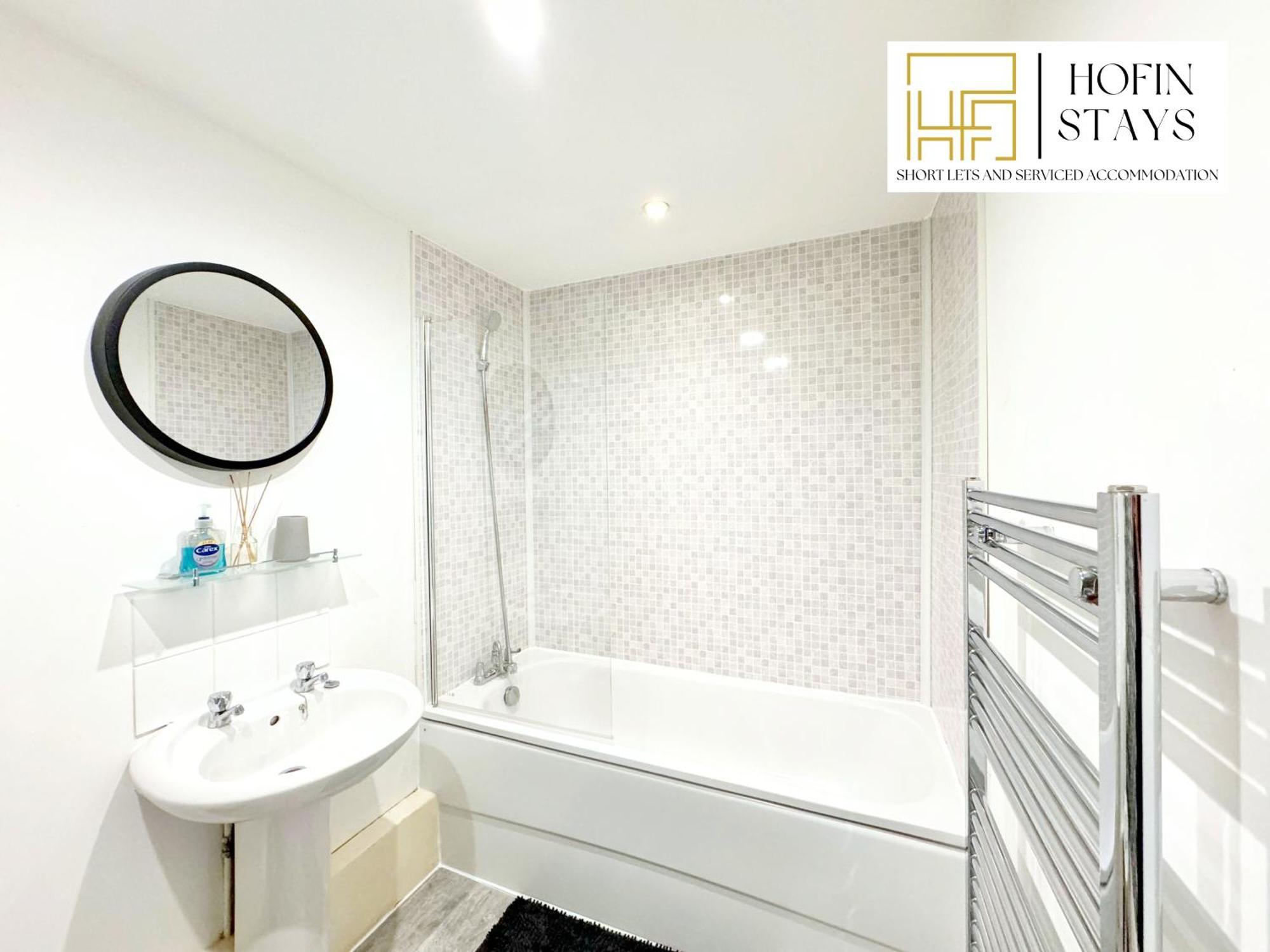 Last-Minute Reserve L Premium Deal On 2 Double Bed Apartment For 6 Guests L Best Deals L Hofin Stays Short Lets & Serviced Accommodation Λονδίνο Εξωτερικό φωτογραφία